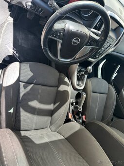 Opel Astra J 1.4 74kw 2011 - 7