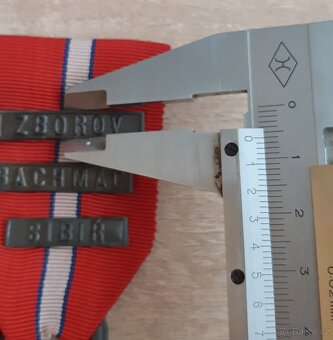 ČS. REVOLUČNÍ MEDAILE - ŠTITKY ZBOROV , BACHMAČ , SIBIŘ - 7