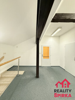 Pronájem dvou kancelářských prostor, 50,2 m², nám. Míru, Svi - 7