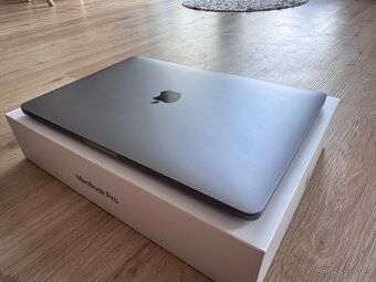 Macbook Pro M2 2022 256Gb - 7