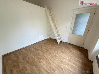 Pronájem bytu 2+kk 35m2 P5 Smíchov zařízený cihla - 7