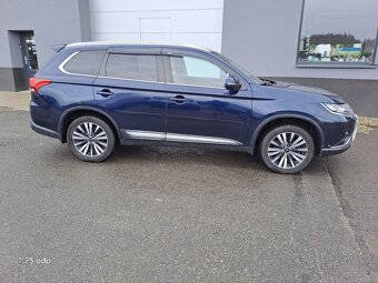 OUTLANDER 2,0i 4WD LPG 7MÍST,INTENSE+, TOPSTAV - 7