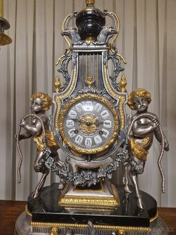 Veľmi krasne krbove hodiny a svietniky - 7