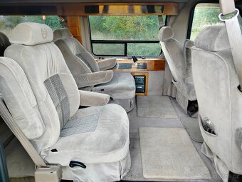 Ford Econoline E 150 - 7