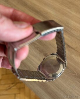 Mechanické hodinky Raketa TV - 7