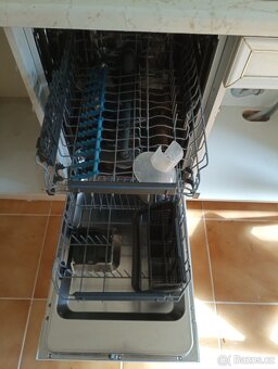 Electrolux myčka ESS42200SW - 7
