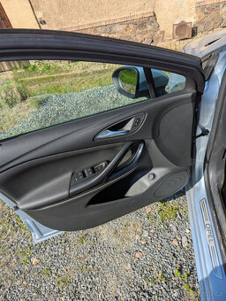 OPEL ASTRA ST ULTIMATE 1.5 CDTi AUTOMAT (2020) - 7