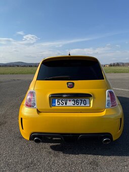 Fiat 500 Abarth / 245 000,- - 7