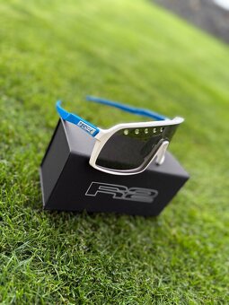 Luxusní, pánské sluneční brýle OAKLEY - 7