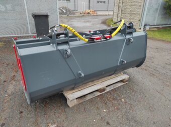 Lopata s přídavným drapákem - přidržovačem - 7