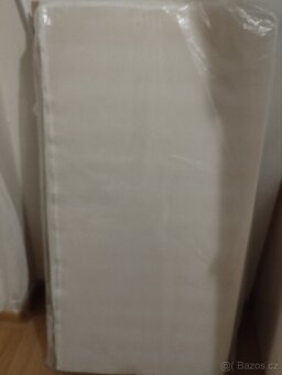 Dětská postýlka + komoda + doplňky - 7