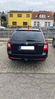 Dobrý den rád nabízím Škoda oktávia 1.8 TSI 2010 - 7
