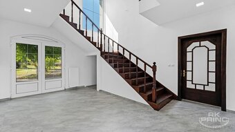 Rodinný dům 6+kk, na pozemku 1.044 m2, obec Měchenice, Praha - 7