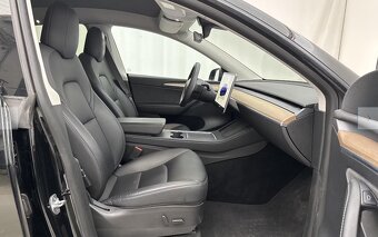 Tesla Y LR,AMD Ryzen, tov.záruka,dálniční autopilot - 7