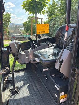 Minibagr KUBOTA KX016-4 - 7