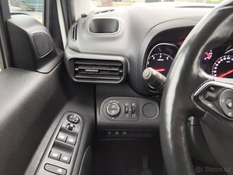 Opel Combo 1,5 nafta 96kW, 66000km, rv.2019, 7míst - 7