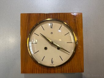 Hodiny mechanické - 7