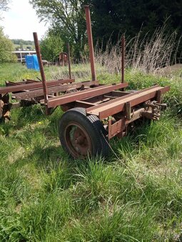Prodám vlek za traktor na vyvážení dřeva - 7