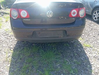 Náhradní díly na VW Passat B6 - 7