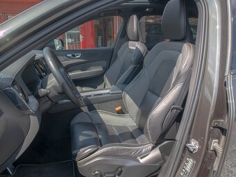 Volvo XC60 ČR 2.0D 145KW PO SERVISU - 7