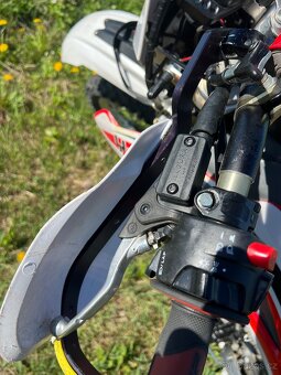 Husqvarna TE450 - 7