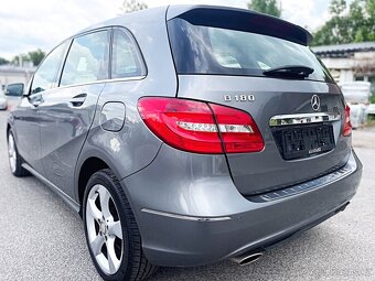 MERCEDES-BENZ B180 90kw AVANTGARDE TOP STAV - 7
