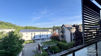 Moderní byt 3+kk, 118 m2, se terasou 18 m2 a parkováním, Pra - 7