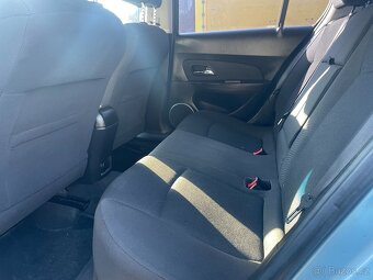 CHEVROLET CRUZE 2.0 VCDI 120KW ČR 2012 - 7