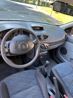 Renault clio - 7