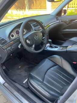 Mercedes benz E55 AMG V8 Kompresor 350kw. - 7