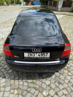 AUDI S4 SEDAN 4.2 V8 253KW,2004,RECARO,XENON, odpočet Dph - 7