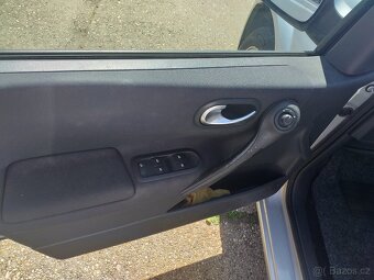RENAULT MEGANE 1,6 16 V,KLIMA,ESP,ABS,MÁLO NAJETO - 7