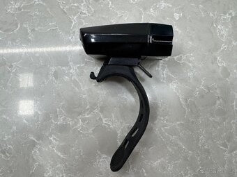 Prodám sadu přední a zadní LED světlo - 7
