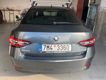 Škoda Superb - 7