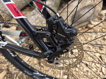 Horské kolo MTB Trek 8000 robustní a ultralehké - 7