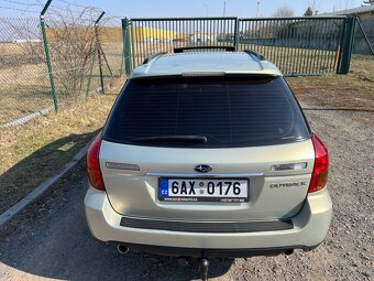 Prodám Subaru Outback 3.0 - 7