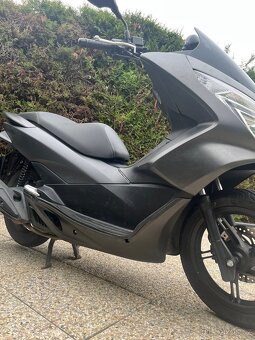 Honda PCX 125, POUZE 3000 km, Nová STK - 7
