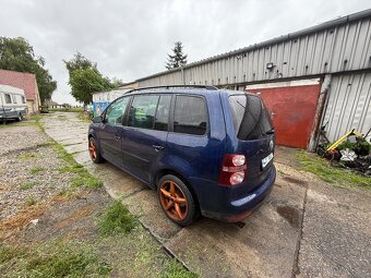 Touran 2.0 tdi 103 kw - 7