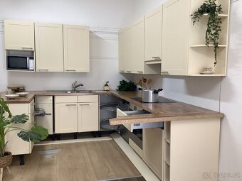 Krémová moderní kuchyně HERMÍNA - 7