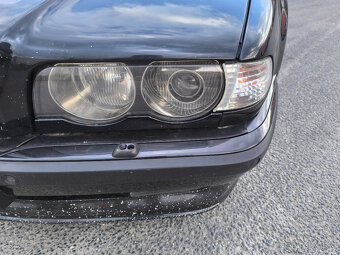 Bmw e38 735i 175kw veškeré náhradní díly z vozu - 7