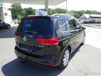 Volkswagen Touran 2.0TDI - 7