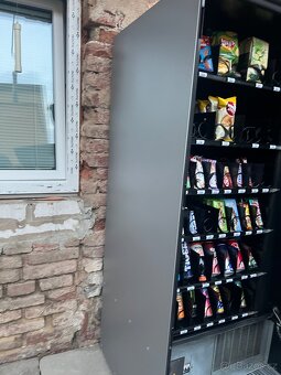 Prodejný automat - 7