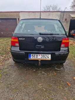 VW Golf 1,6 77kw - 7