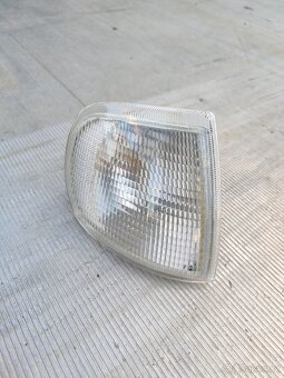 Pravý blinkr Felicia - 7