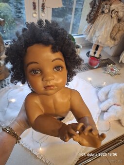 Sběratelská porcelánová panenka - 7