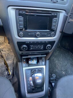 Škoda Octavia ŠPATNÝ MOTOR - 7