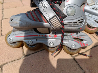 Kolečkové brusle velikost 32-35 - 7