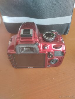 Prodám dobrém stavu fotoaparát Nikon - 7