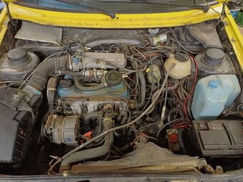 Prodám Golf mk2 GTI 1.8 79kw - 7