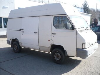 Nissan Trade 3.0 D - 7